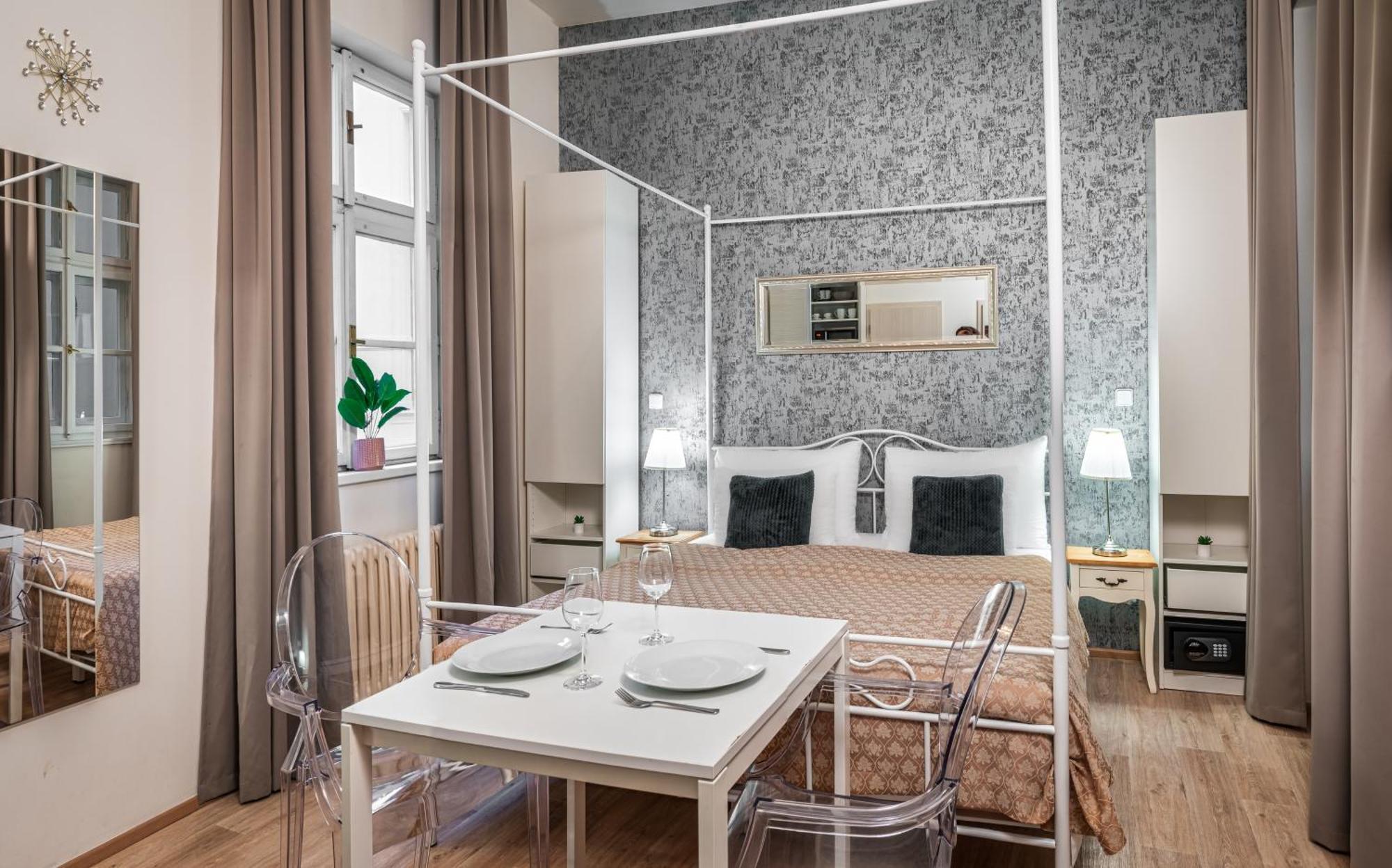 7 Tales Apartments By Adrez Prague Ngoại thất bức ảnh