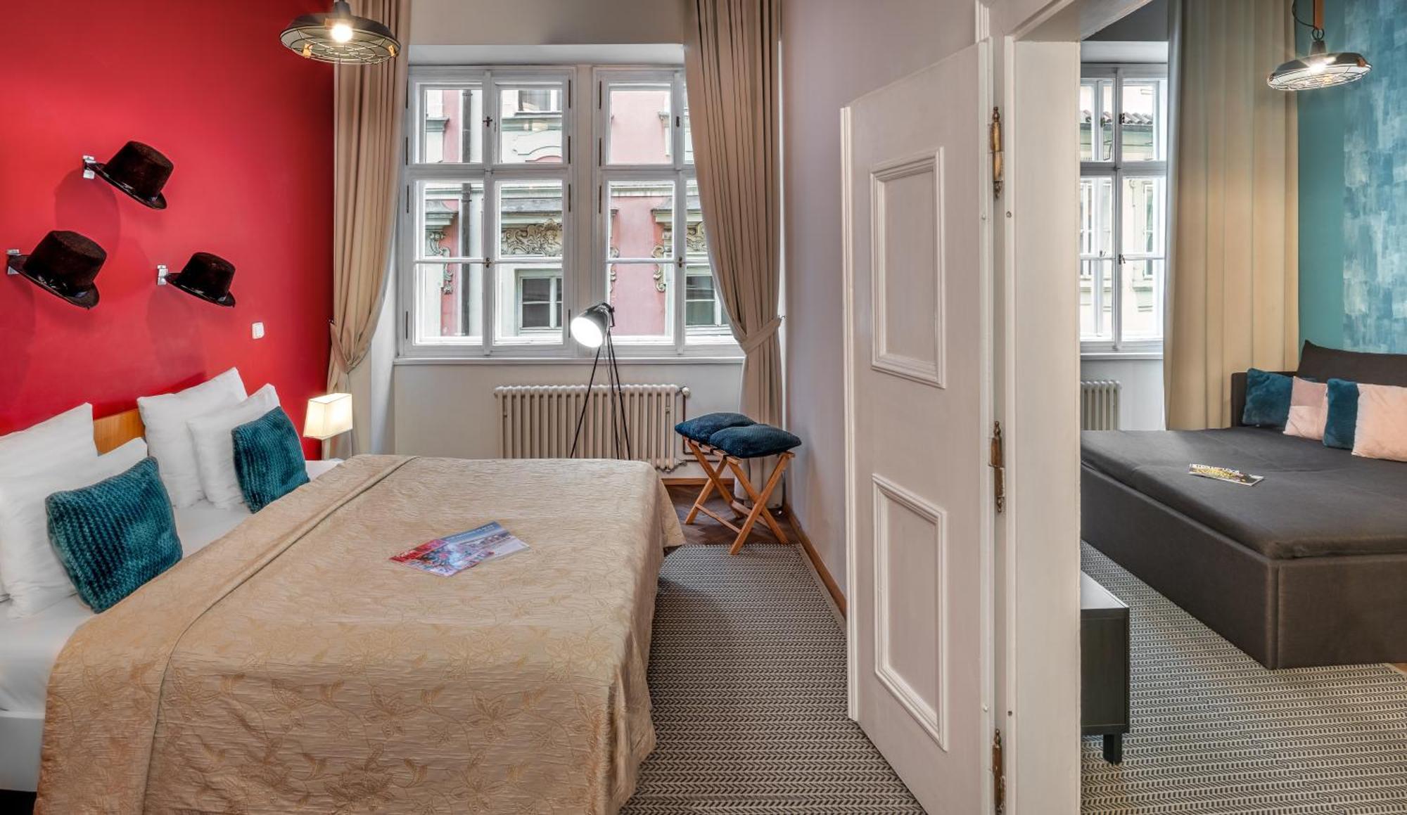 7 Tales Apartments By Adrez Prague Ngoại thất bức ảnh