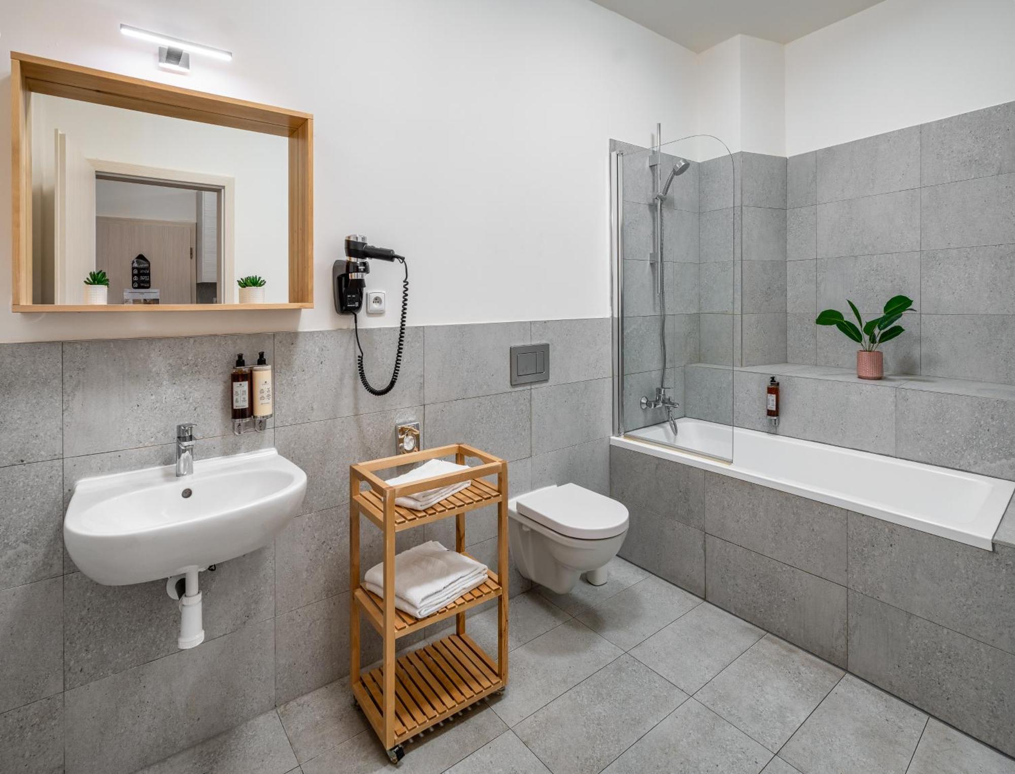 7 Tales Apartments By Adrez Prague Ngoại thất bức ảnh