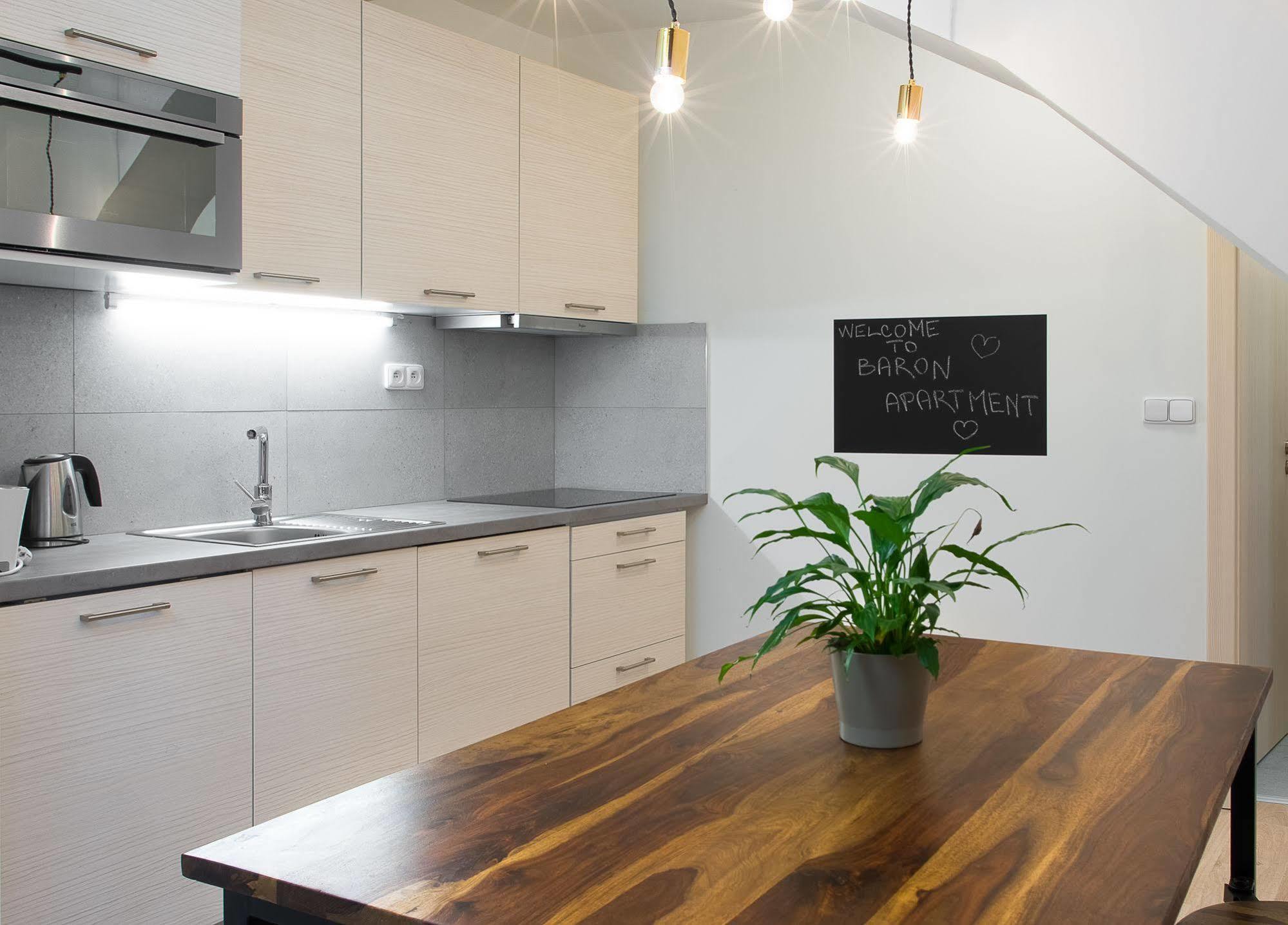 7 Tales Apartments By Adrez Prague Ngoại thất bức ảnh
